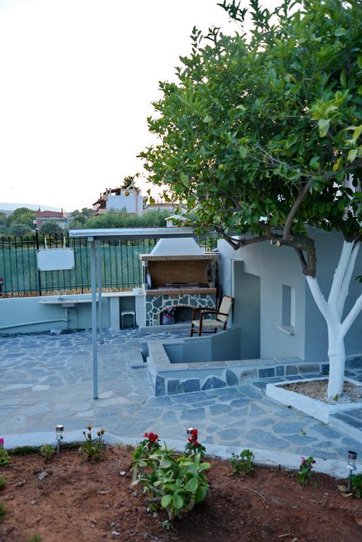 Villa Kristina - Artemida Экстерьер фото