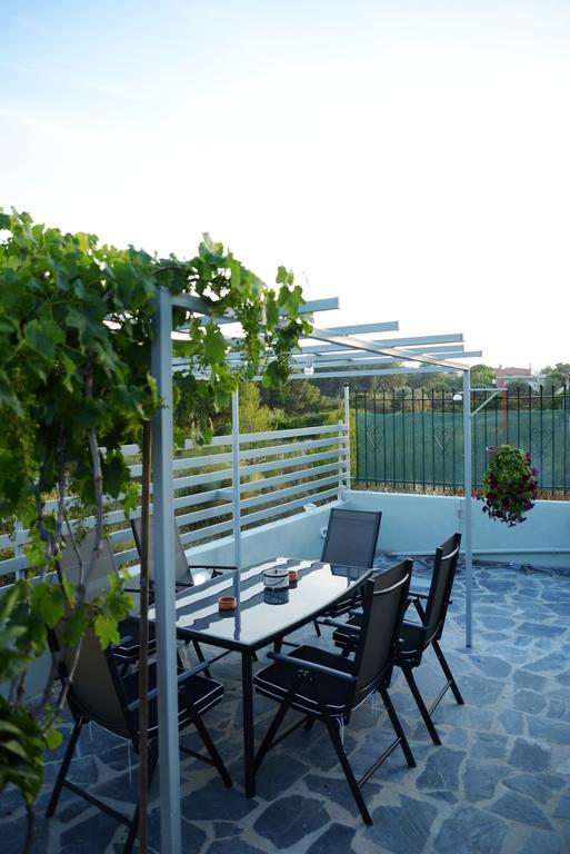 Villa Kristina - Artemida Экстерьер фото